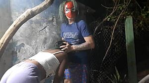 Homen Aranha Fodendo Novinha No Baile