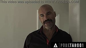 嘿Adria Rae，准备好Charles Dera支配你紧屁股到屈服？