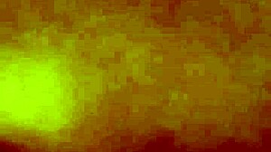 Gozando nos pezinhos da morena