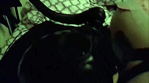 i'm a fat bbw masked and screaming with bubbles