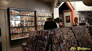 Руса коса на червенокоска мокра от кума в глорихол действие