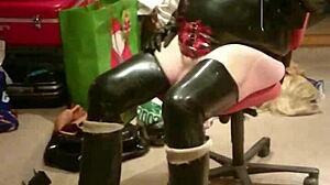 mov 0416 shemale scene with direct action