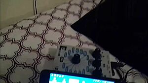 i'm a fat bbw masked and screaming with bubbles