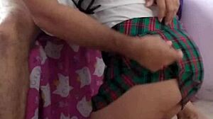 Elle m’a sucé à fond, presque étouffée, puis j’ai défoncé son gros cul en levrette ! 🍑💦