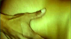 loira do corno gemendo no pau do uber