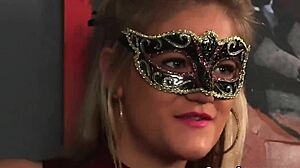 foxy beauty swallows cum after blowbang?