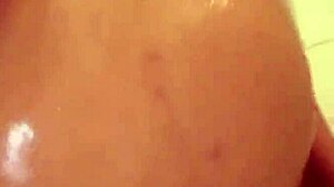 Watch this Latina masturbate in the bathroom.