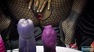 the kinky queen dark dea in hot creaming pussy