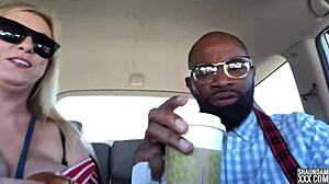 Lila's friend flips between wild roles in bed! 😜