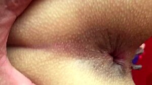 What’s up with this gringa’s tight backside?