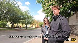 Евро мацка продава путката си за билети в Hunt4k