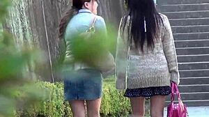 Zahanbená Asiatka přistižená při čůrání venku ve veřejném voyeurském klipu