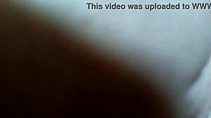 saio melado, pensei em enfiar tudo, trinta centímetros e meio, quarenta na rosca, cabe?