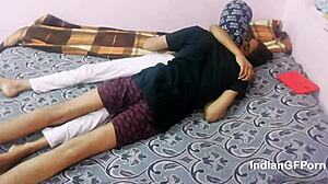 स्किनी इंडियन बेब को जोर से पाउंडेड कर एक्सप्लोसिव क्रीमपाई ऑर्गेज्म तक