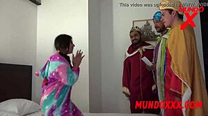 वाइज मेन नॉटी गर्ल से वाइल्ड एक्शन के लिए मिलने आते हैं!