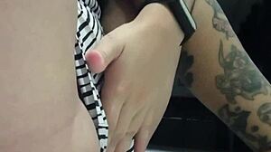 เฮ้ นี่ของขวัญสุดพิเศษสำหรับคุณเลยนะ