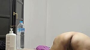 I am coolmarina, matur and showing my hair pussy