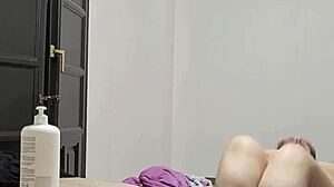 I am coolmarina, matur and showing my hair pussy