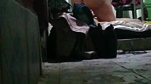 this girl knows how to move in amateur video