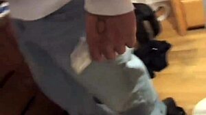 Fiatal egyetemista punci keményen döngetve vad buliban 😜