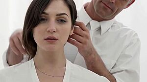 Застенчивая девка оттрахана в жесткой оргии с киской