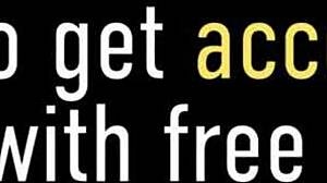 Maxine X pleases her clit