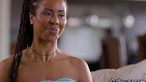 Kira Noir สอน Spencer Bradley และ Freya Parker ความเสียวเลสเบียน