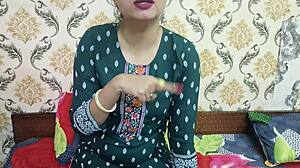 Yo, vill du se min indiska tjej få sin första smutsiga hundknull?