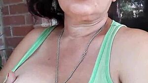 i'm playing with my feet and pussy