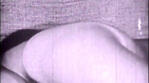 damn, loving this vintage hairy granny pussy so much right now