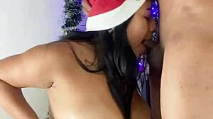 Latina gives christmas blowjob leading to facial