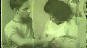 ヴィンテージタブー 1950年に家で一人きりの物語