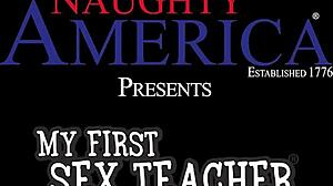 Naughty America - Profesorka Sara Jay s velkými prsy vede studenta k prvnímu souloži