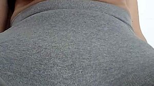 10 minutes of pussy spanking punishment, feel the sting 😈