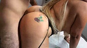 Prostitute Pays Pizza Delivery Guy in Unique Way