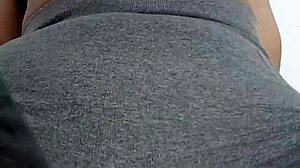 10 minutes of pussy spanking punishment, feel the sting 😈