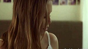 Ujjaimat tolom a szűk puncimba