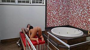 Manu Fox Cums in Pamela Pantera's Mouth