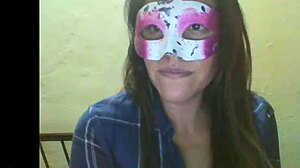 mature mexican on webcam cam4 part 2 😊