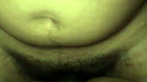 Novinhos amadores fodendo duro em ação caseira crua