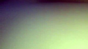 Puta latina gorda toma viaje salvaje en tren del gueto.