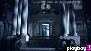 Big boobs blonde milf lindsey gayle evans undresses and exposes naked body