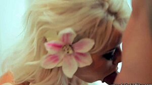 blonde amateur gives best blowjob