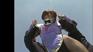 忍者Vol.1が生の日本アクションでガンガン突きまくる！