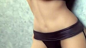 Vyskúšal si už 170cm bábiku s úžasnými cicmi?