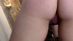 Big Bubble Butt Teen Twerks on Big Cock