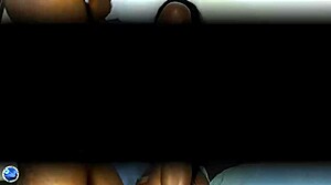 Afrikansk behåret fisse kneppet af monsterpik.