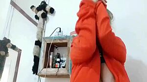 Moje video volání se Stellou Still, plné stříkání na červené