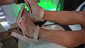 cipriani masters sexy latina hanna jhones in foot fetish class