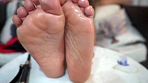 cipriani masters sexy latina hanna jhones in foot fetish class